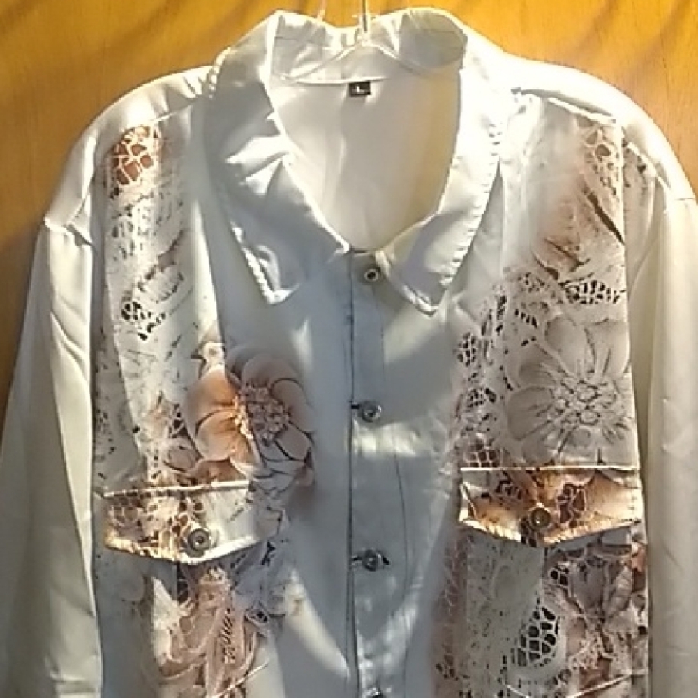 🆕Cream Jacket - Picture 2 of 6